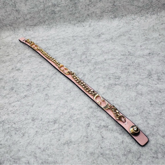 COACH Signature C Chain Pink Leather Bracelet - Picture 3 of 7